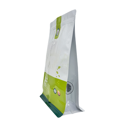 Buy Custom Printed 15kg 20kg Dog Cat Litter Pet Treat Pet Snack Food Packaging Bag With Zipper and Window online manufacture